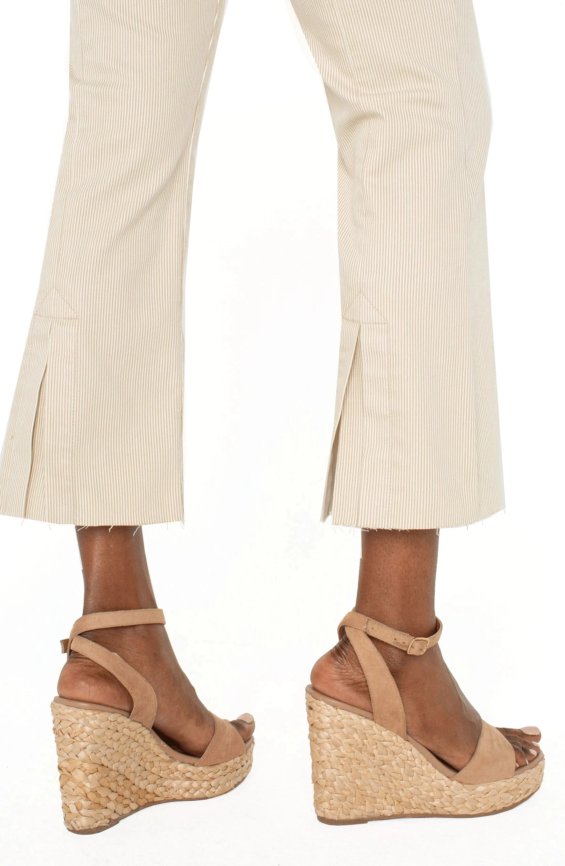 CUPPUCCINO GIA GLIDER CROP FLARE WITH BACK PLEAT