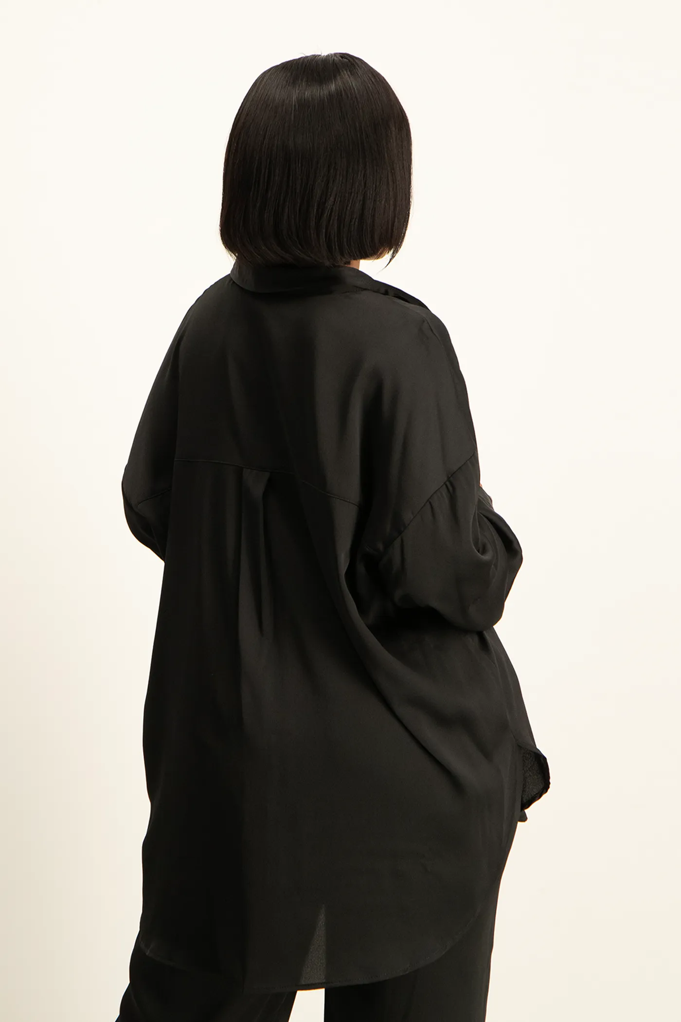 Dani Oversized Satin Shirt - Black
