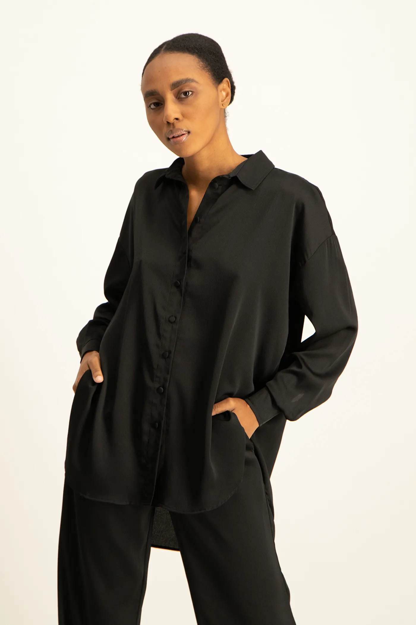 Dani Oversized Satin Shirt - Black