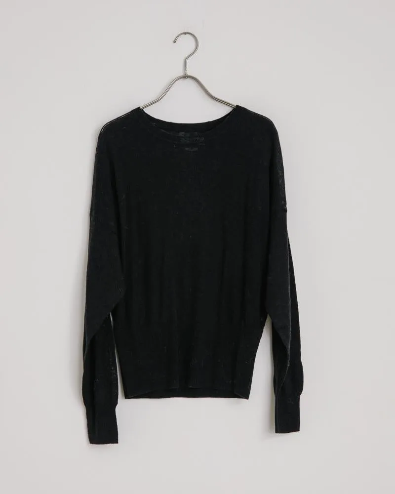 Flint Pullover in Black
