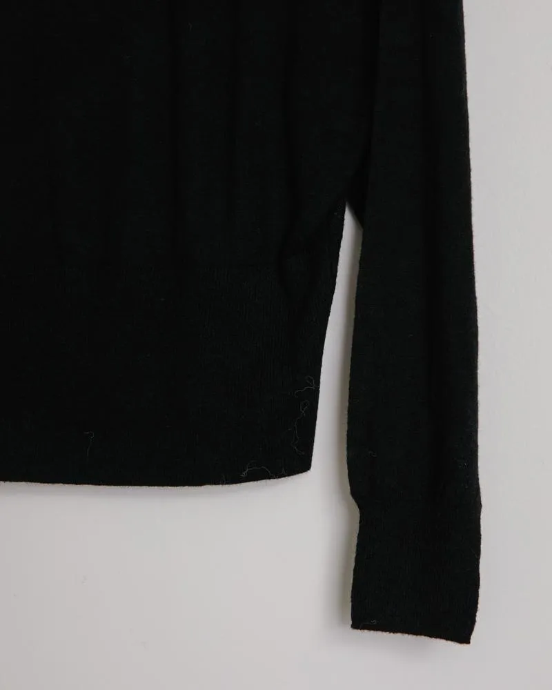 Flint Pullover in Black