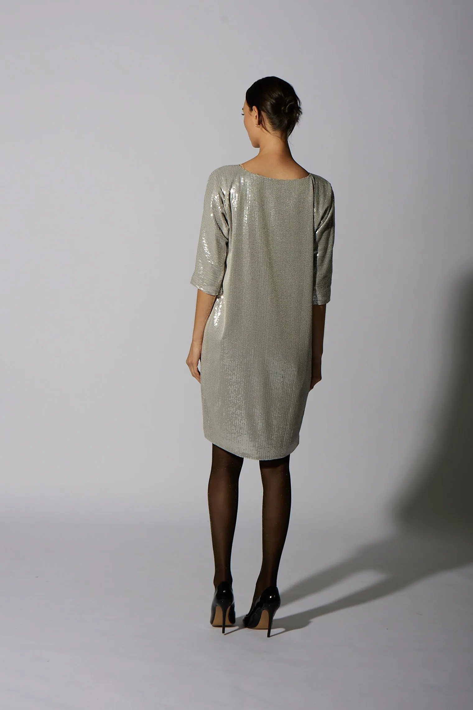 SEQUIN SHIFT KNEE LENGTH SILVER