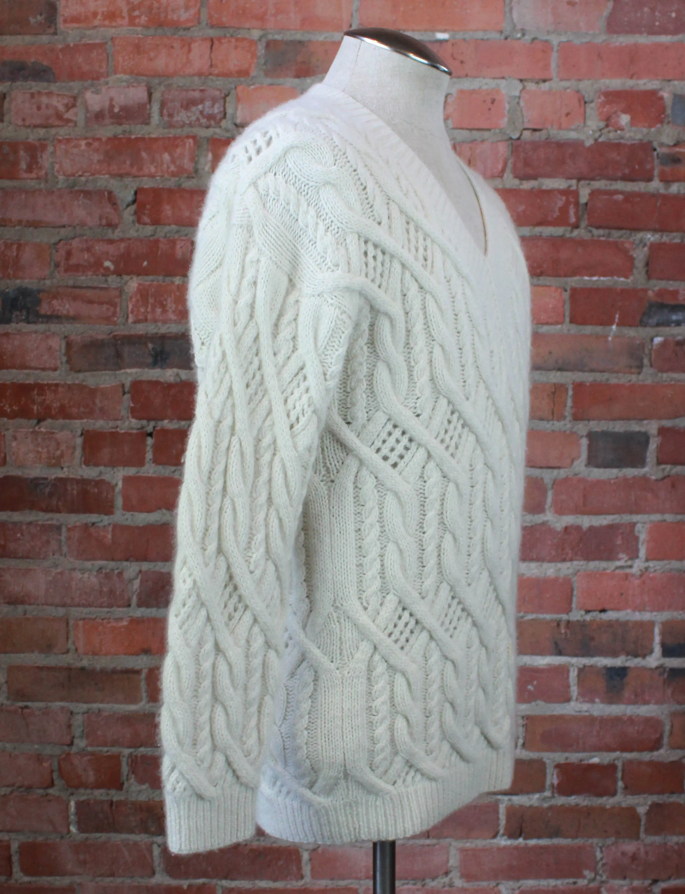 Vintage 80's/90's Neiman Marcus Cashmere Sweater Knit V Neck Pullover White Unisex Small/Medium