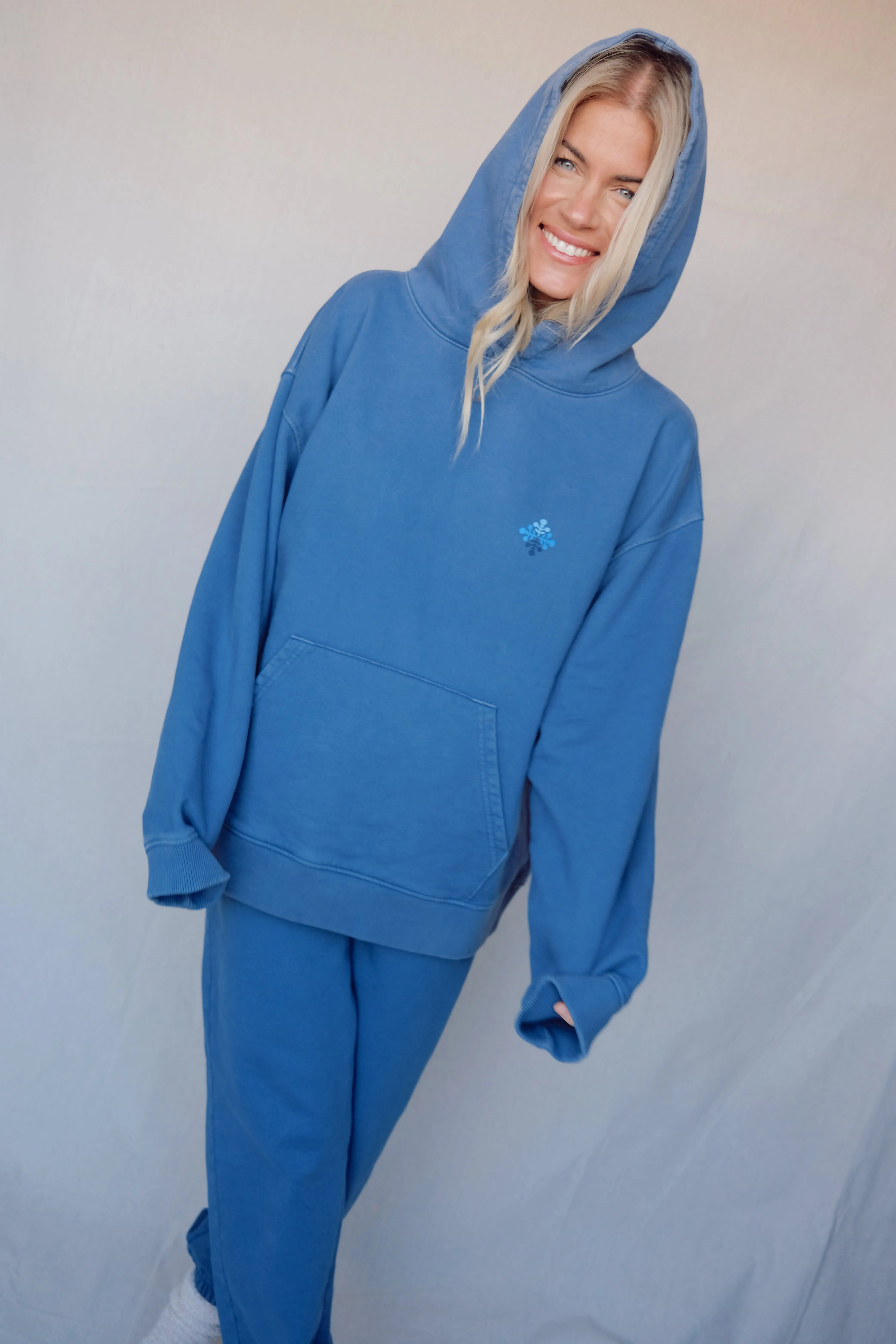 Vintage Fleece Hoodie - Snowflake