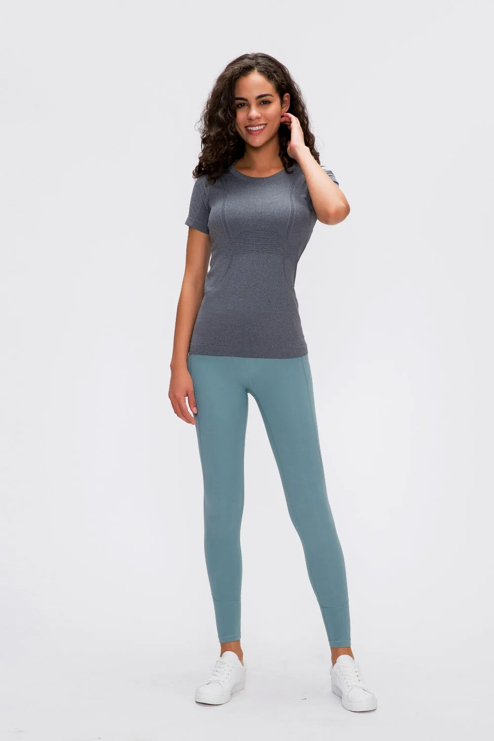 Women's Round Neck Short Sleeve Active T-Shirt
