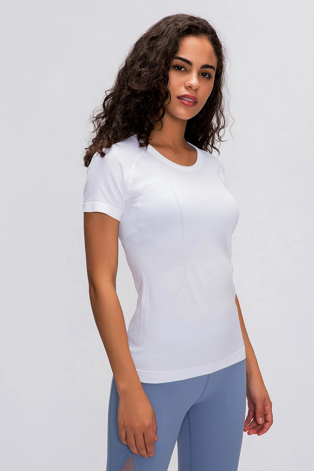 Women's Round Neck Short Sleeve Active T-Shirt