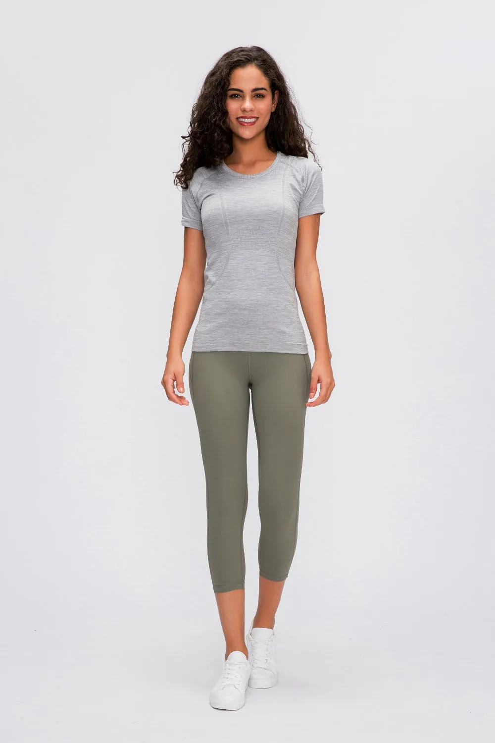 Women's Round Neck Short Sleeve Active T-Shirt